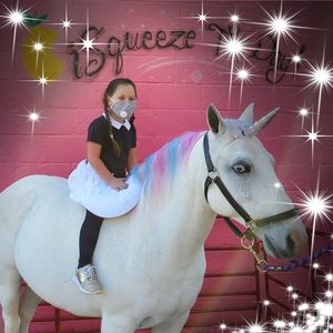 Meet your Posher, Christina